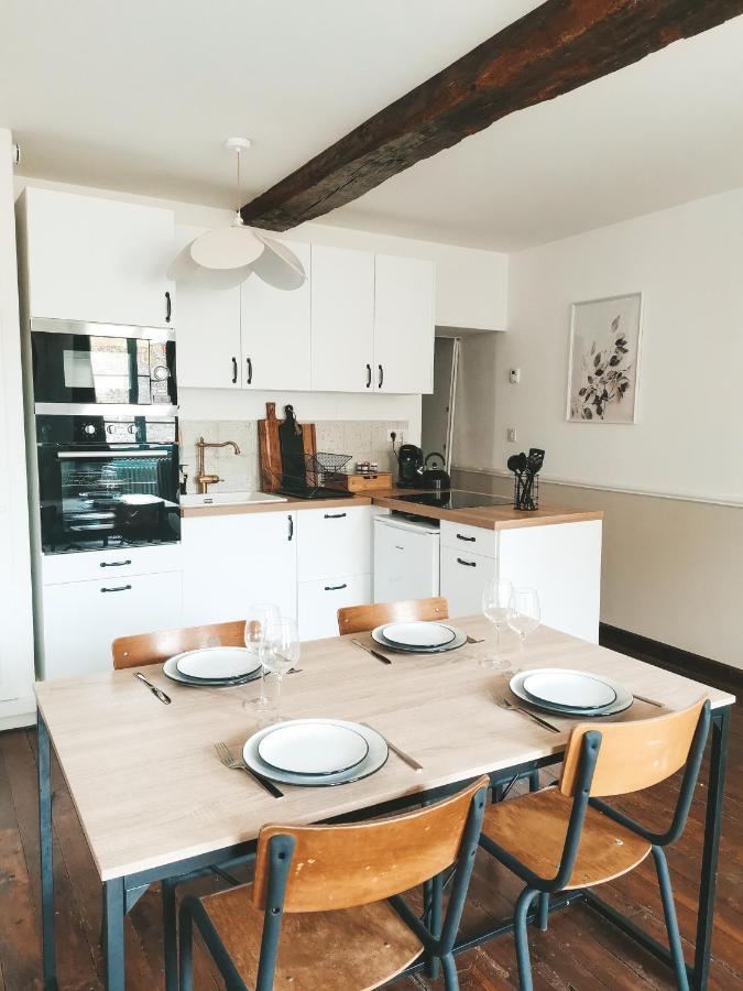 סדאן Appartement Vue Sur Chateau-Fort 3 Etoiles מראה חיצוני תמונה