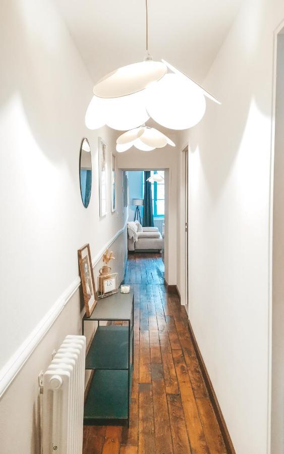 סדאן Appartement Vue Sur Chateau-Fort 3 Etoiles מראה חיצוני תמונה