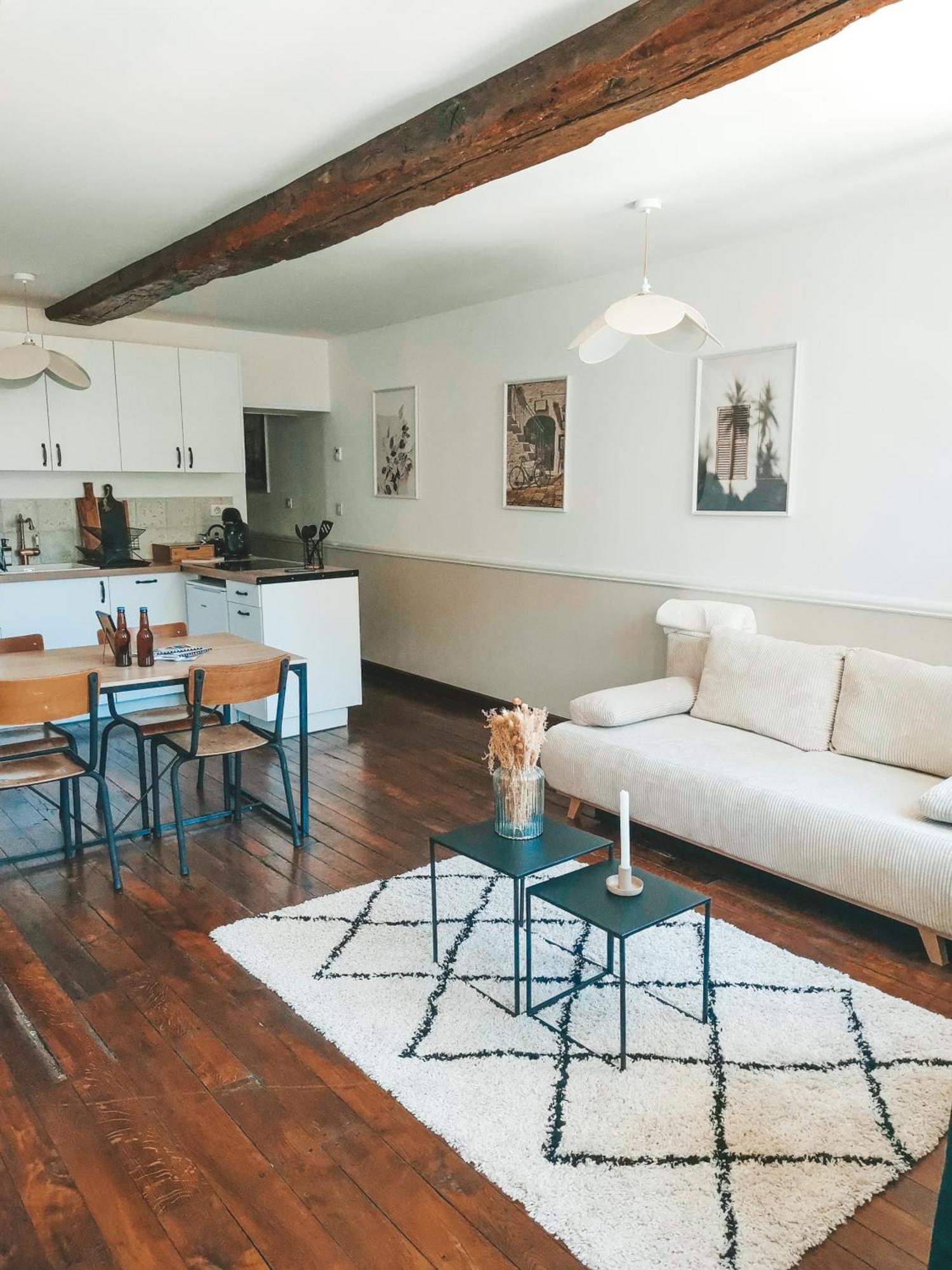 סדאן Appartement Vue Sur Chateau-Fort 3 Etoiles מראה חיצוני תמונה